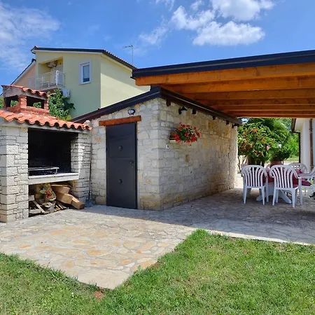 Splendid In With Swimming Pool * Porec